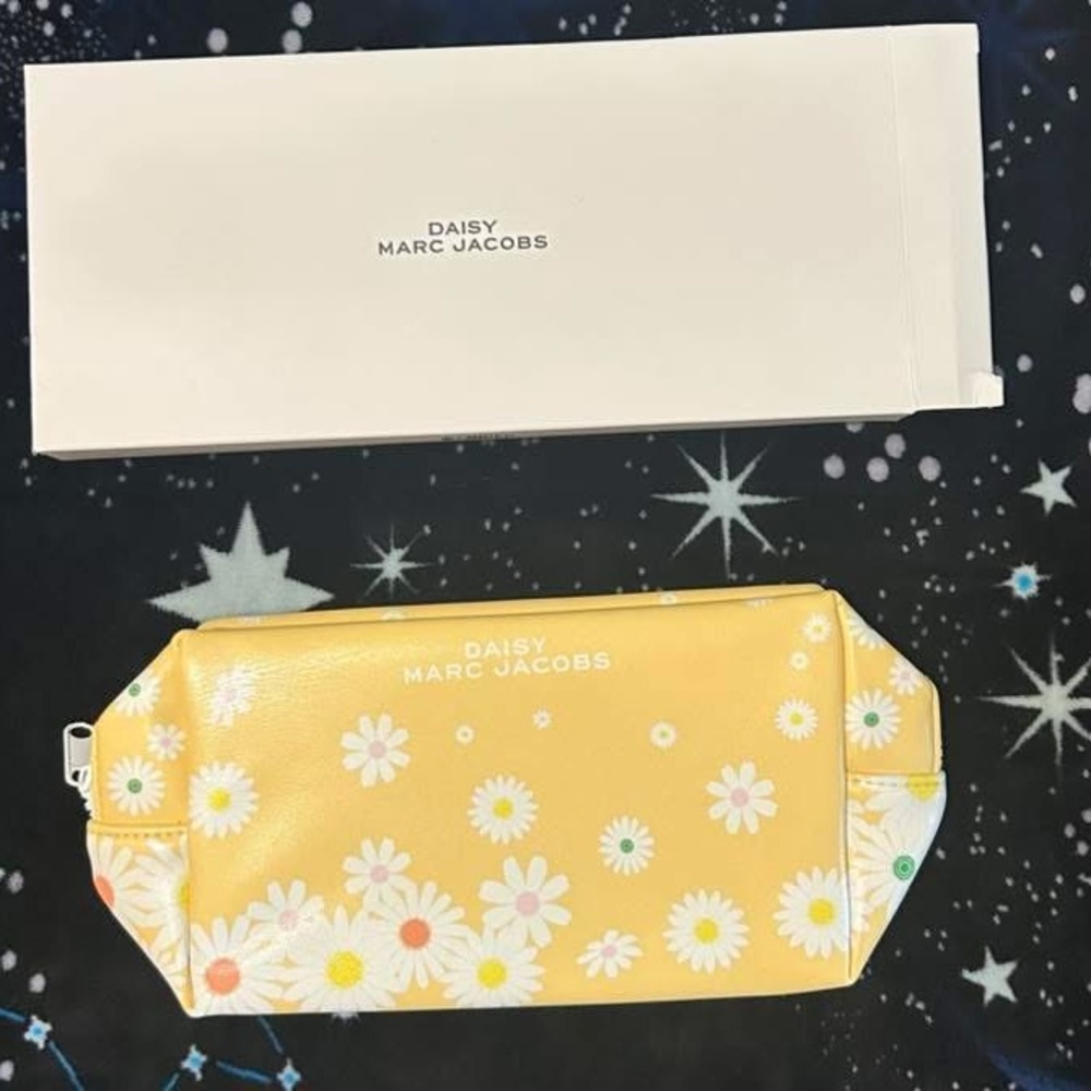 Marc Jacobs Daisy Yellow Floral Pouch